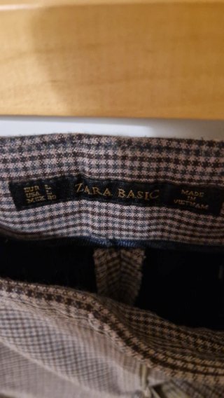 Pantalón de cuadros Zara Talla L