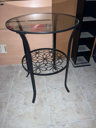 Mesa auxiliar de forja y cristal