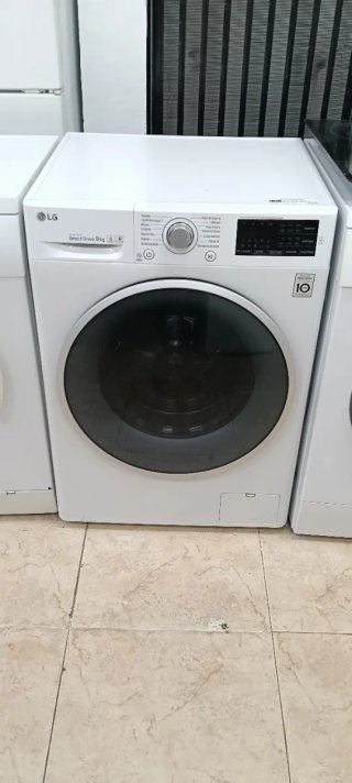 LAVADORA CARGA FRONTAL L.G 9 KG RPM 1200