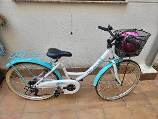 Bicicleta de Niña 24 pulgadas con Cesta