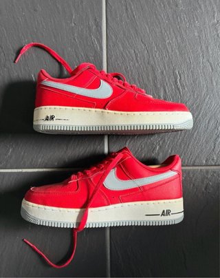 Nike Air Force 1 Rojo