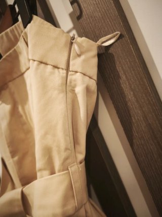 Top Gabardina Beige sin hombros 100% algodón