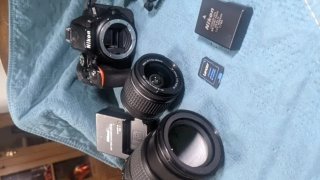 Nikon D5500 con 2 obiettivi 18-105 VR e 18-55 VR