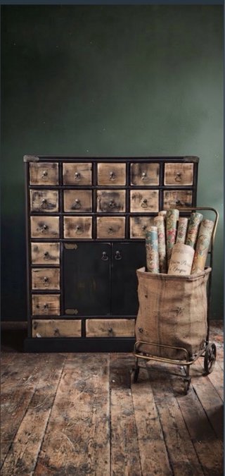 Cómoda mueble boticario