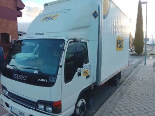 Isuzu NPR 2003