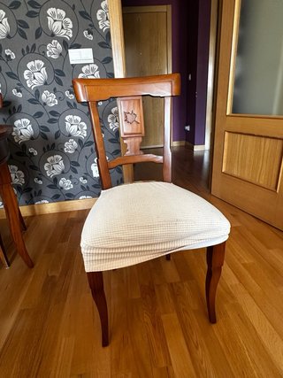 Tavolo rotondo da pranzo in legno massello e sedie