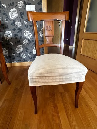 Tavolo rotondo da pranzo in legno massello e sedie