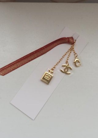 Colgante Chanel Nº5 Dorado Bolso Llavero VIP