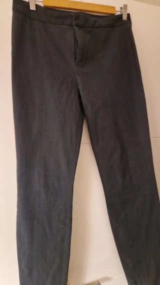 Pantalón Massimo Dutti verde oscuro Talla 42