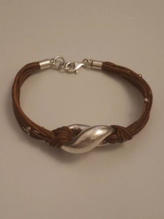 Pulsera cuero y plata