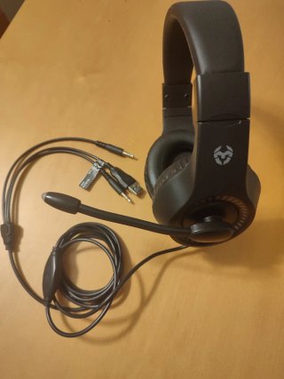 Auriculares Gaming Kenya con Micrófono