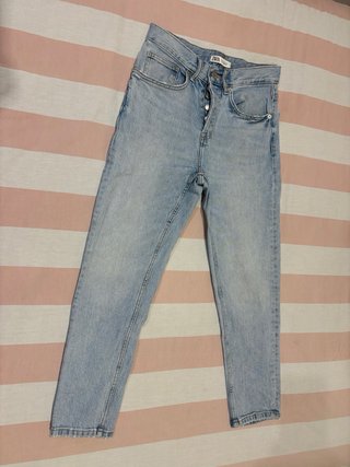 Pantalón vaquero Zara azul