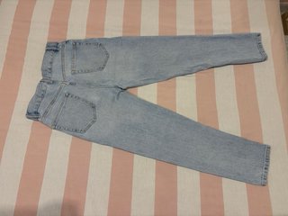 Pantalón vaquero Zara azul