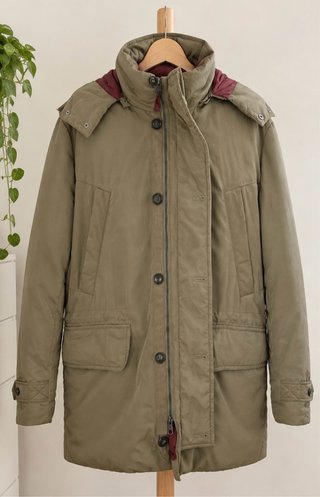 Parka Marrón con Capucha