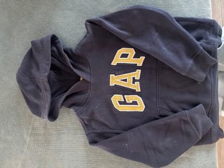 Sudadera GAP con capucha