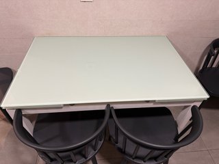 Mesa Extensible de Cristal y Aluminio