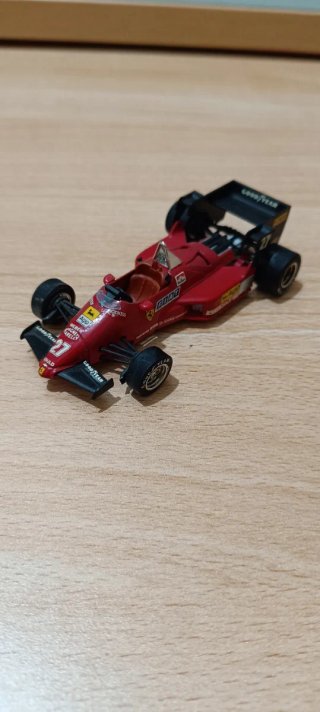 Modellino Ferrari F1 C4 n° 27 - Brumm 1:43