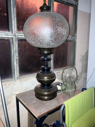 Lámpara Antigua de Cristal, Forja y Madera