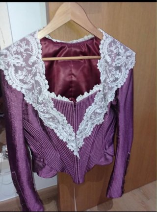 Corpiño de Fallera Morado con Mantilla