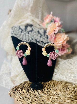 Pendientes de Aro con Flores invitada o flamenca