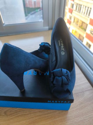 Zapatos de tacón azul Marypaz