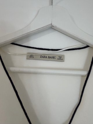 Camisa Zara Blanca con Ribete Negro