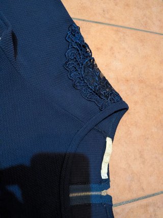 Blusa azul marino con encaje Masnova – Talla S/M