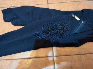 Blusa azul marino con encaje Masnova – Talla S/M