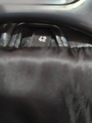 Chaqueta de Piel Negra