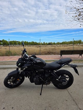 Yamaha MT-07 limitada A2 – Muy cuidada