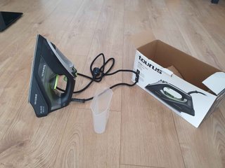 Plancha de Vapor Taurus Geyser Eco 3000