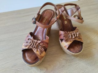 Sandalias Samoa Cuña Piel Marrón Talla 38