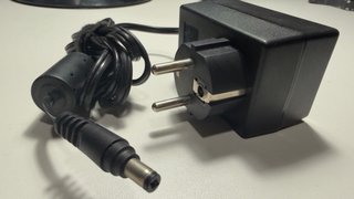 Caricabatterie Bestec 12V 1.25A 15W