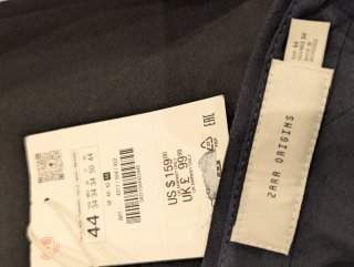 Pantalón de Lana Fría Corte Clásico. Azul marino .