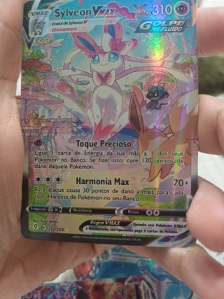 Sylveon VMAX 212/203 Carta Pokémon