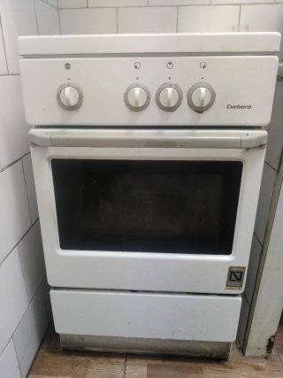 Cocina compacta con horno Corberó - Gas Butano