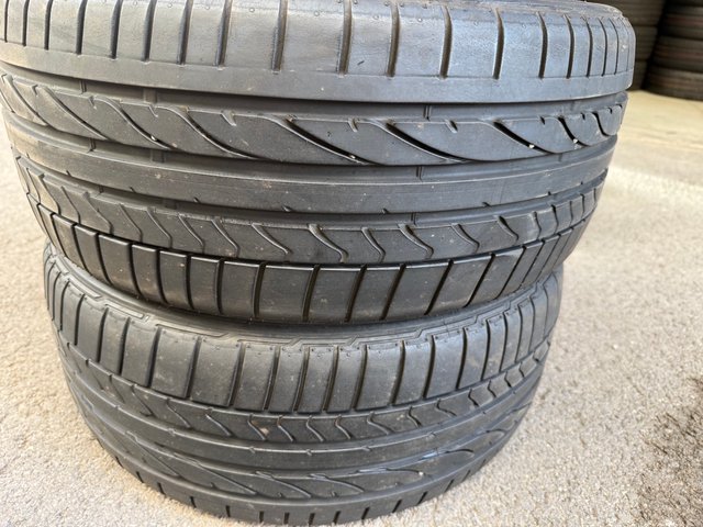 Neumáticos Bridgestone 215/40/17 87V