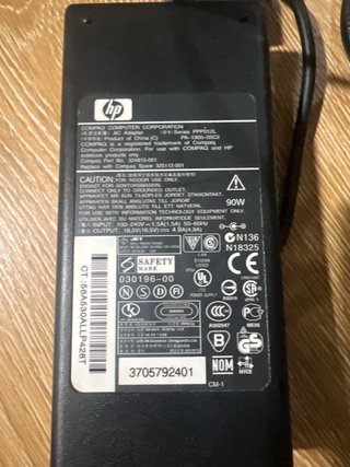 Cargador HP 90W PPP012L