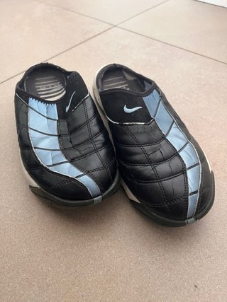 Zuecos Nike Air Total 90 Sandalias