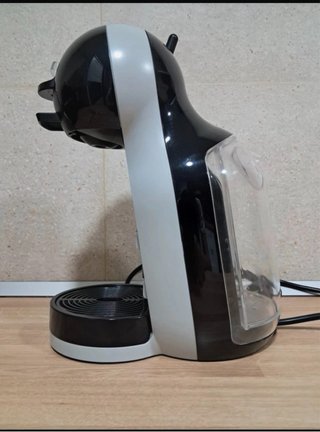 Cafetera Dolce Gusto Negra