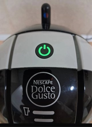 Cafetera Dolce Gusto Negra