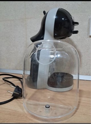 Cafetera Dolce Gusto Negra