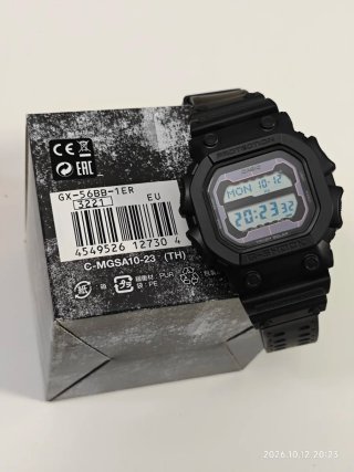 Reloj Casio G-Shock GX-56BB pantalla positiva azul