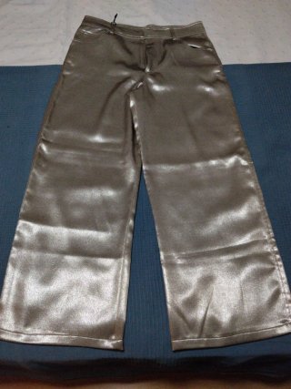 Pantalón Zara largo dorado talla 38