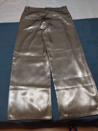 Pantalón Zara largo dorado talla 38