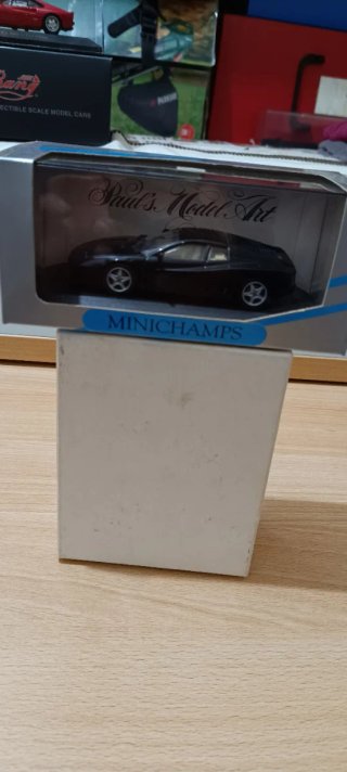 Ferrari 512 TR Minichamps 1:43