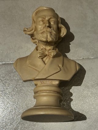 Busto Giuseppe Verdi in resina