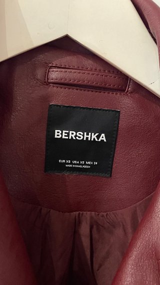 Chaqueta de cuero roja