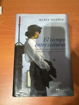 Libro “ el tiempo entre costuras”
