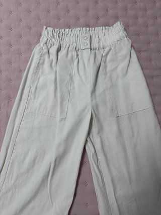 Pantalón fino niña beige